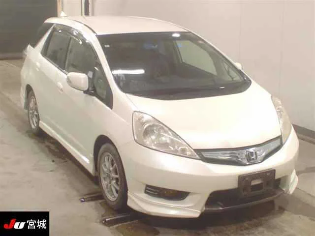 Honda Fit Shuttle GP2 2012